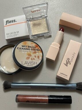 New Makeup Bundle - lipstick, gloss, dual end brush, blush cleaner, highlighter